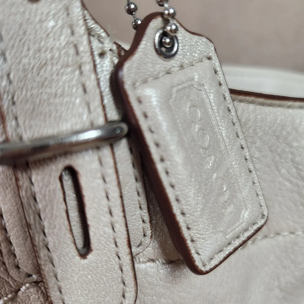 Large Coach Shell/Cream Leather Carly Tote, Shoulder Bag, Satchel F16174